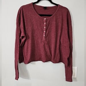 Wild fable Women's T shirt Long sleeve Henley Neck Washed Burgundy Size L.